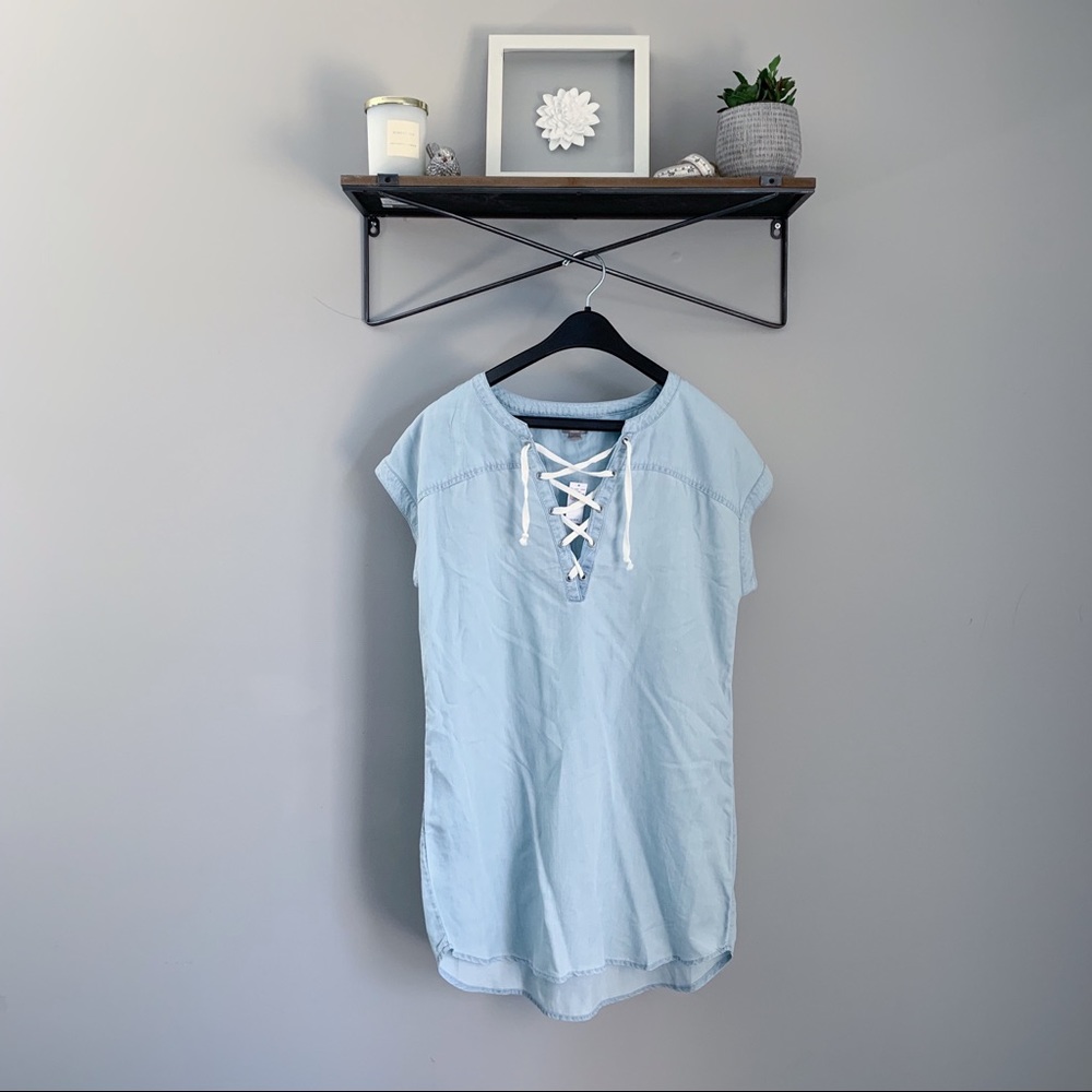 NWT AE Lace-Up Chambray Shift Dress
